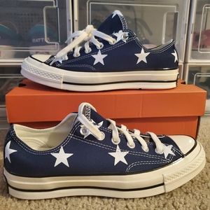 CONVERSE CHUCK TAYLOR LOW TOP WMNS SIZE 7.5
